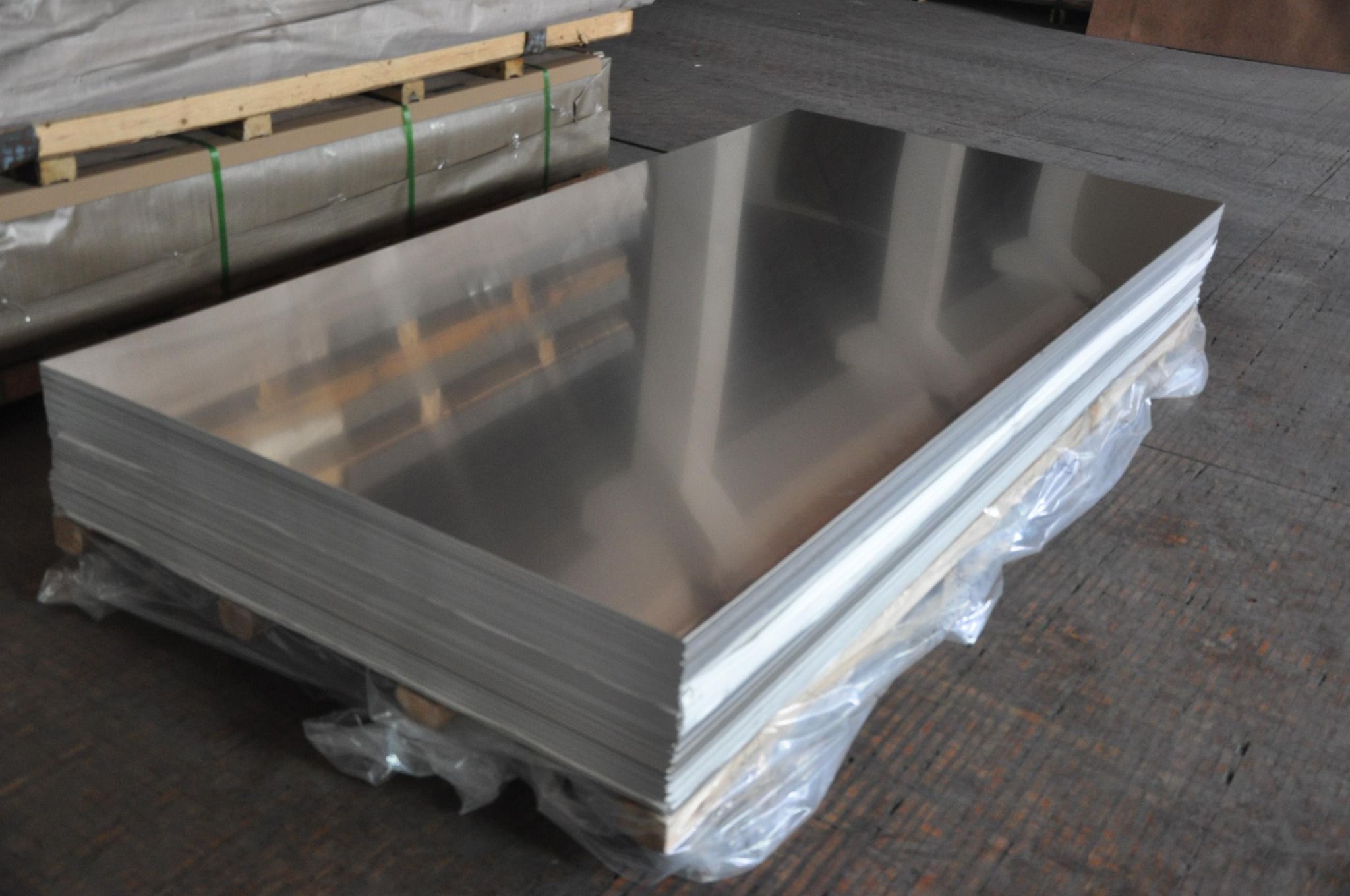 1524mm No.2E Finished 304L SS Flat Stainless Steel Sheet Manufactrer Hongwang